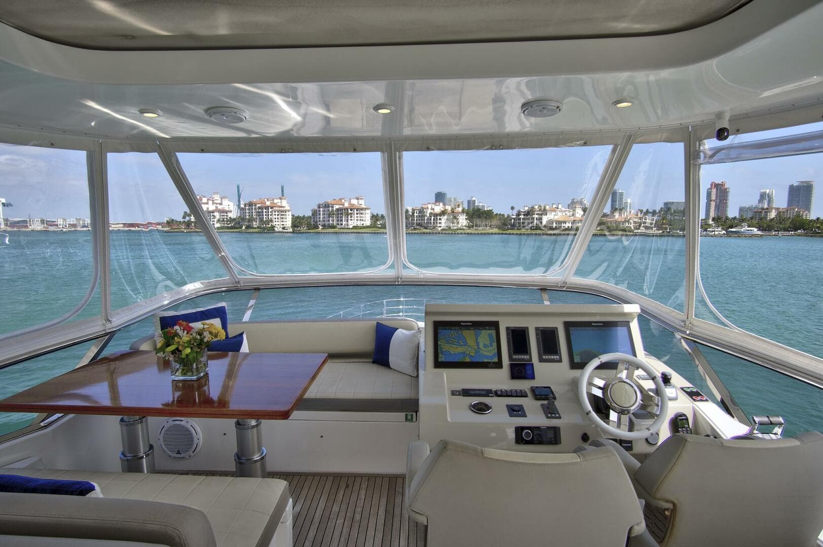 2017 Azimut 72 Flybridge photo 15