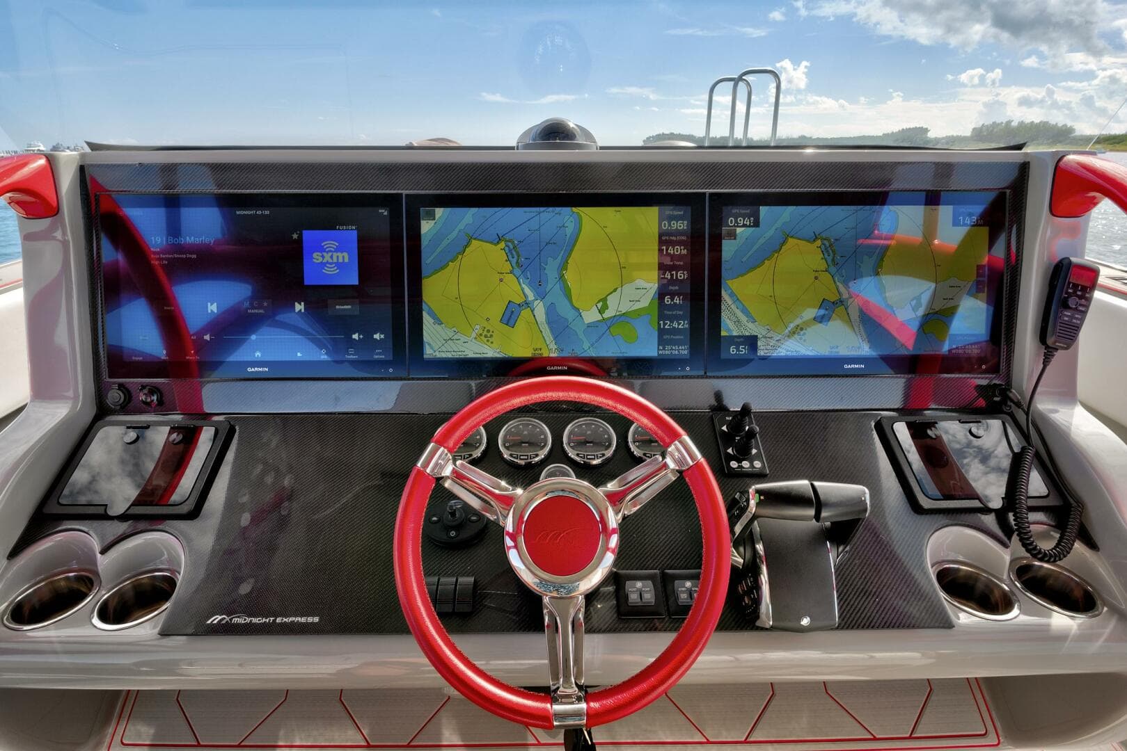 2023 Midnight Express 43 Open photo 26