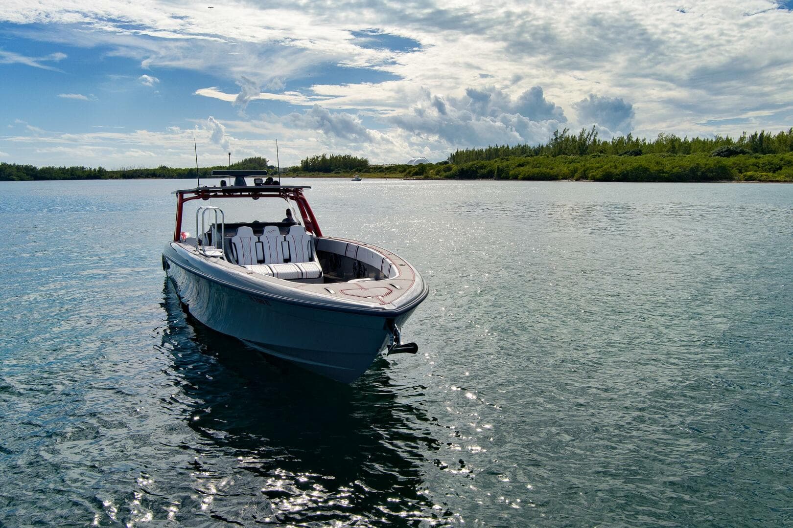 2023 Midnight Express 43 Open photo 11