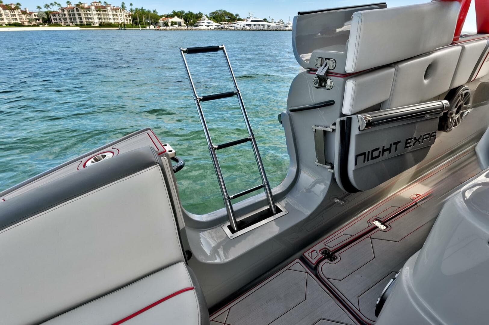 2023 Midnight Express 43 Open photo 33