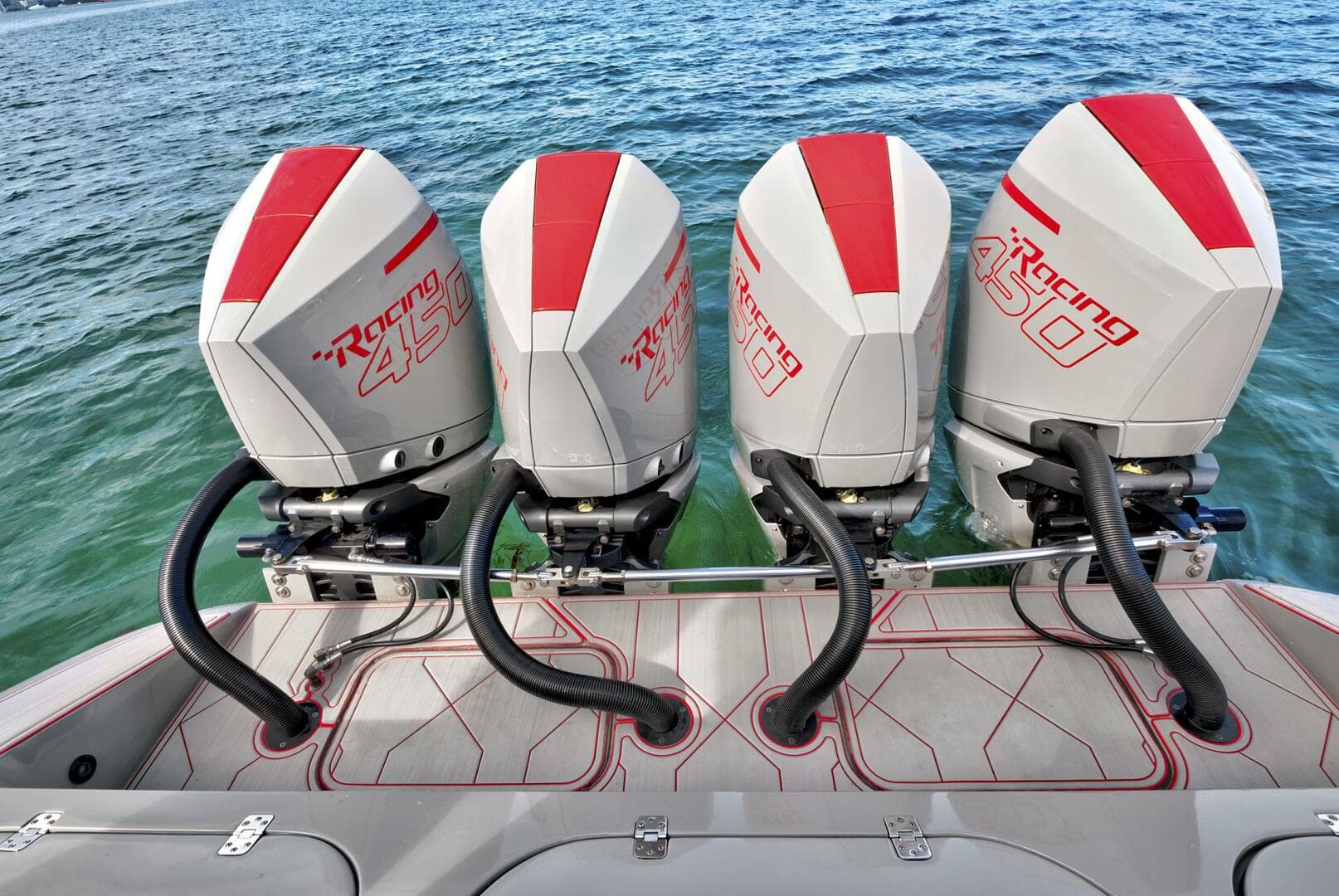 2023 Midnight Express 43 Open photo 7