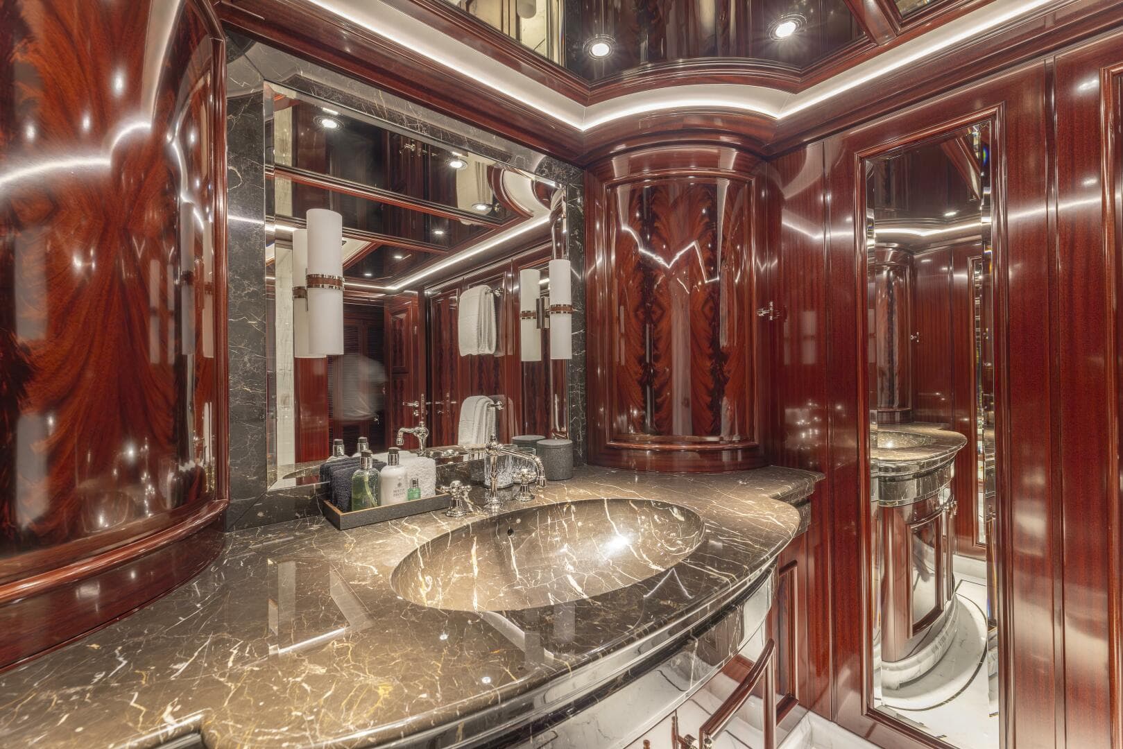 2014 Feadship 60 Meter Motor Yacht photo 34