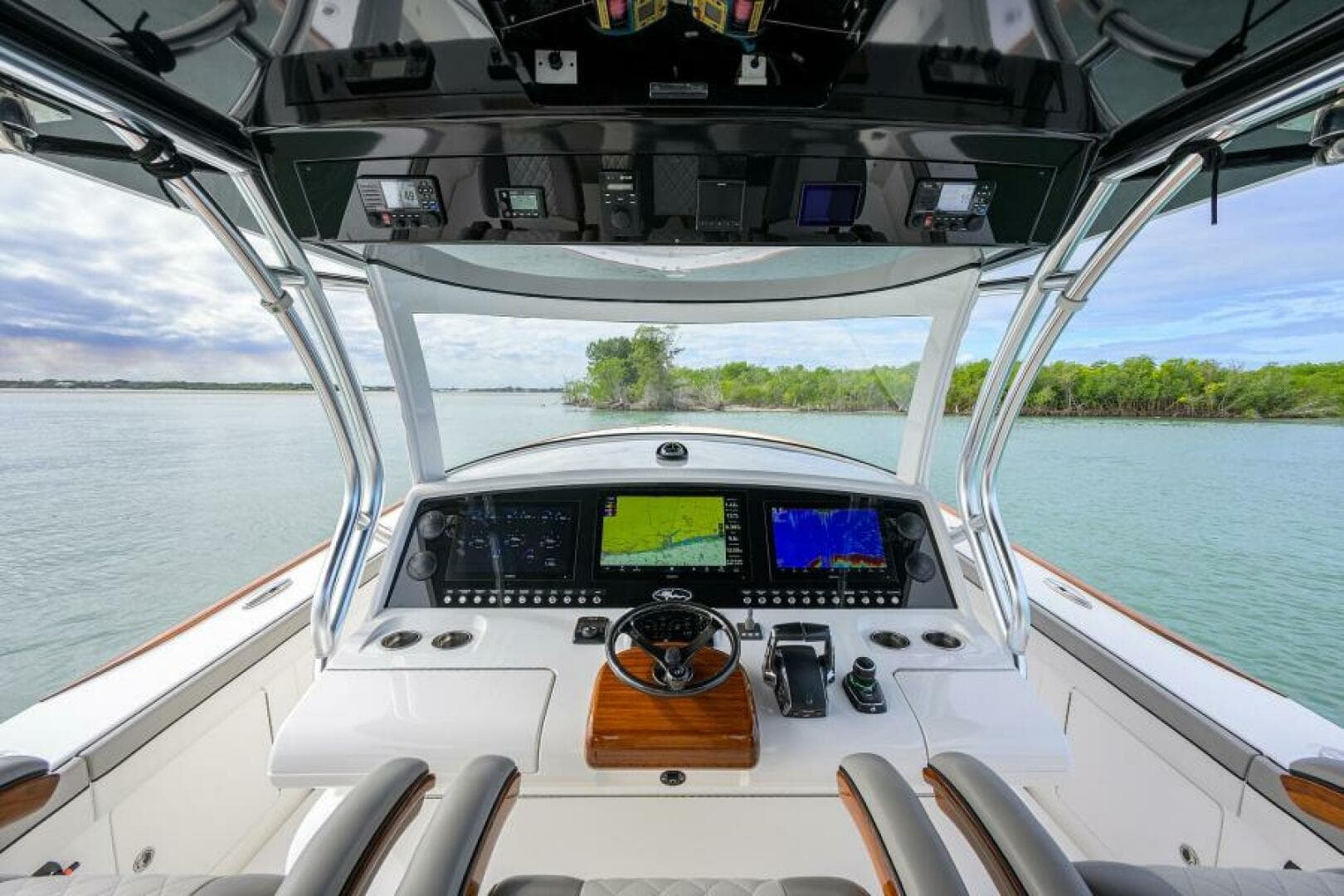 2022 Valhalla Boatworks V-46 photo 11