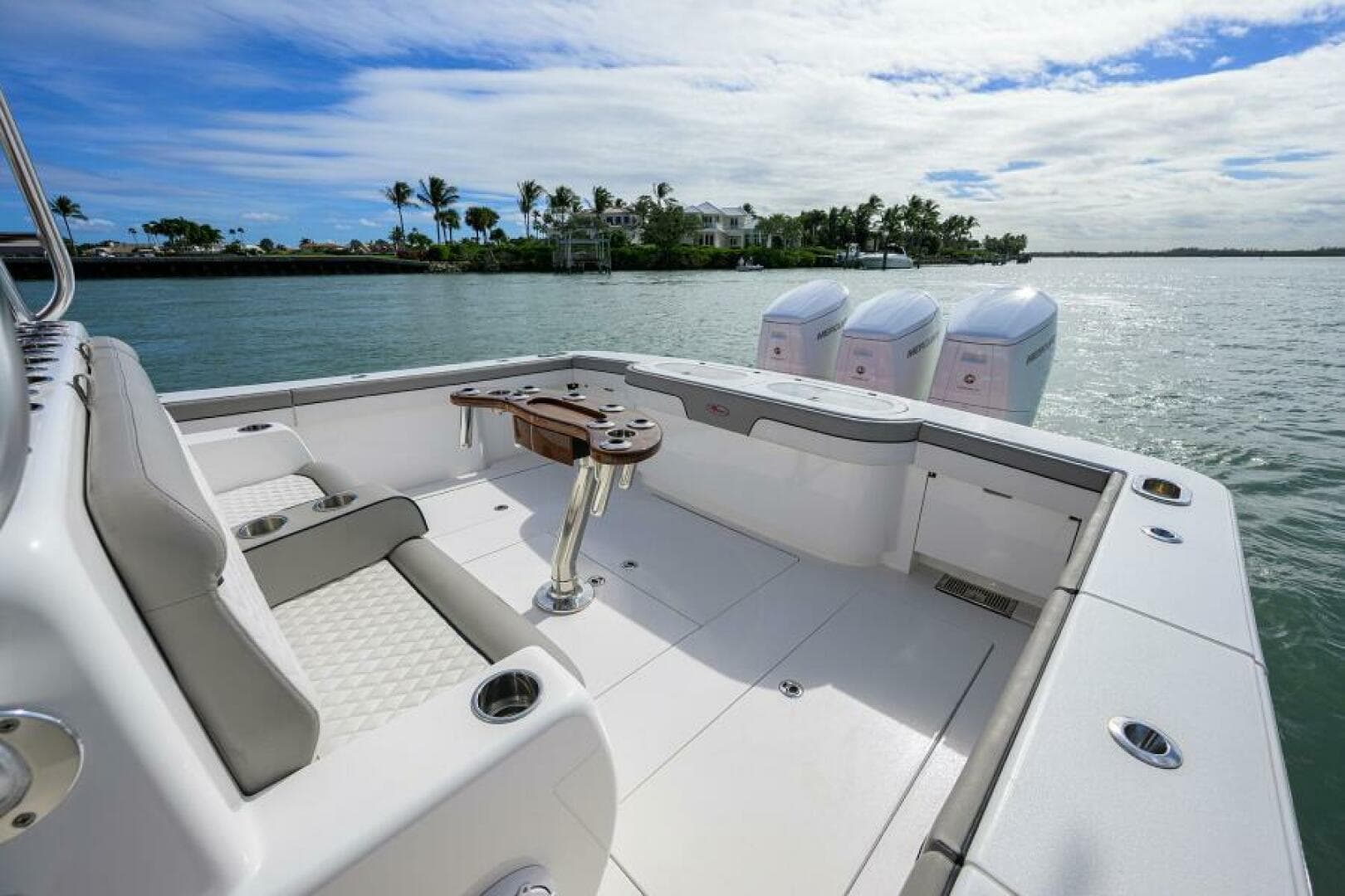 2022 Valhalla Boatworks V-46 photo 18