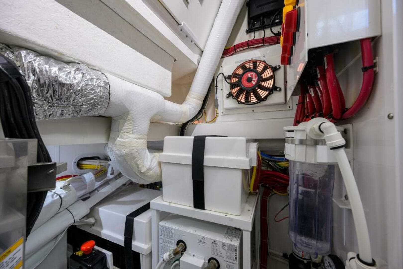 2022 Valhalla Boatworks V-46 photo 30