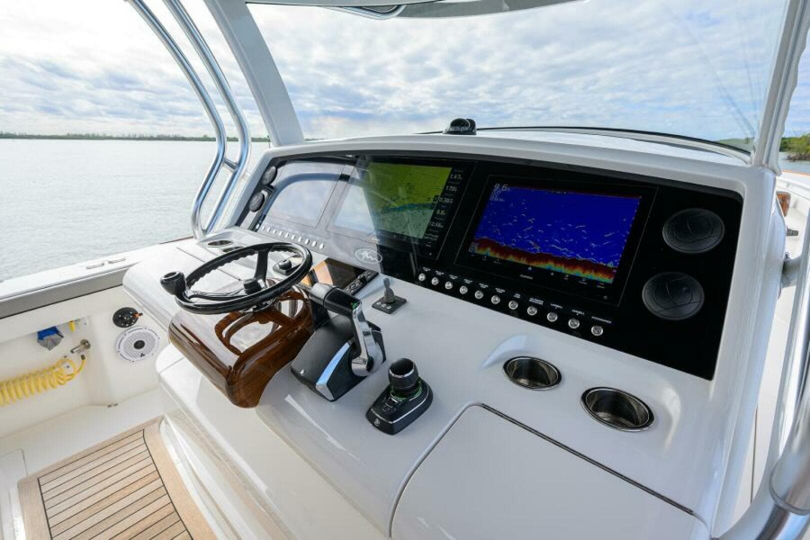 2022 Valhalla Boatworks V-46 photo 12