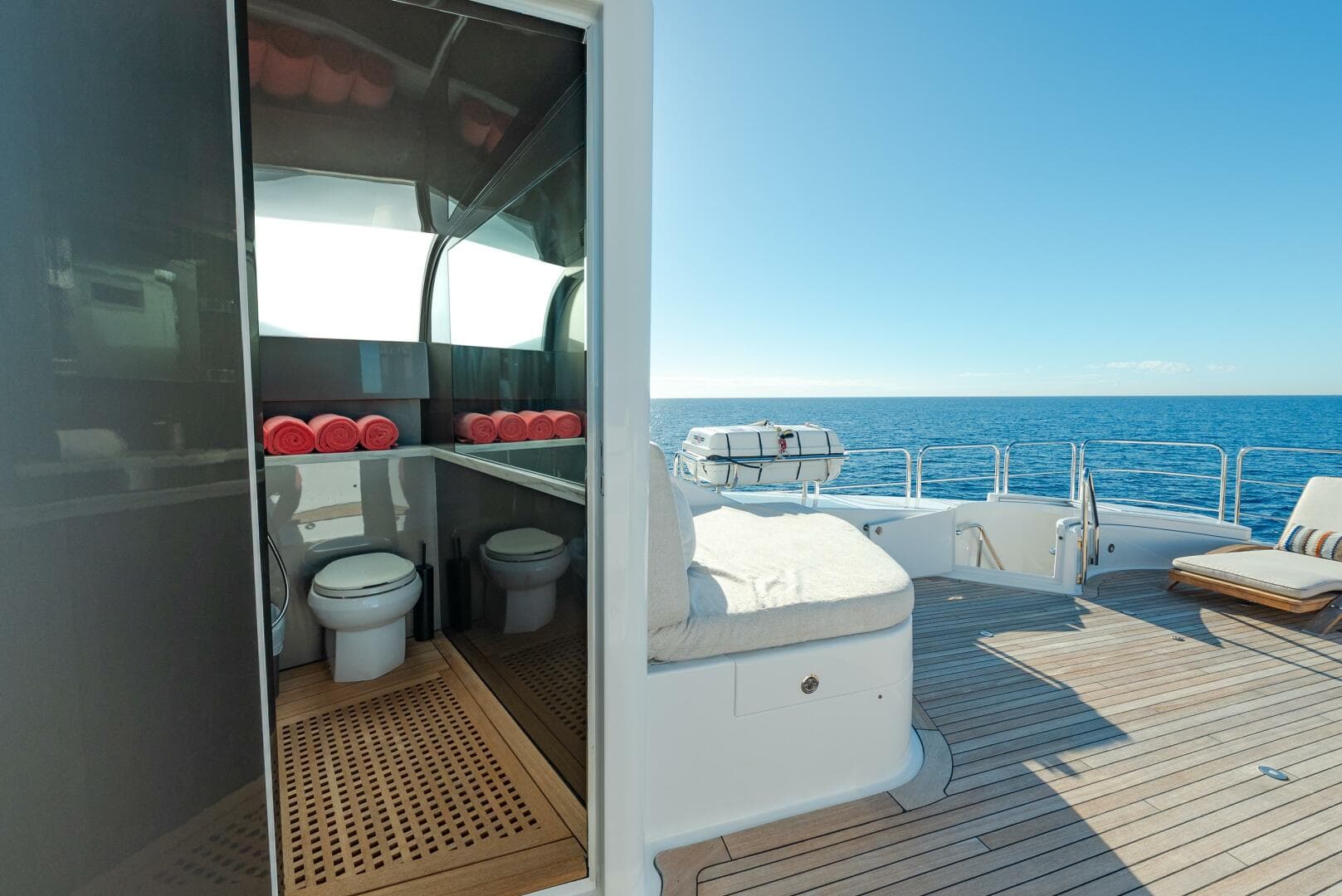 2018 Westport Raised Pilothouse photo 41