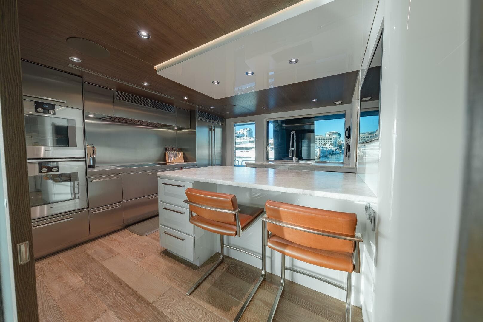 2018 Westport Raised Pilothouse photo 9