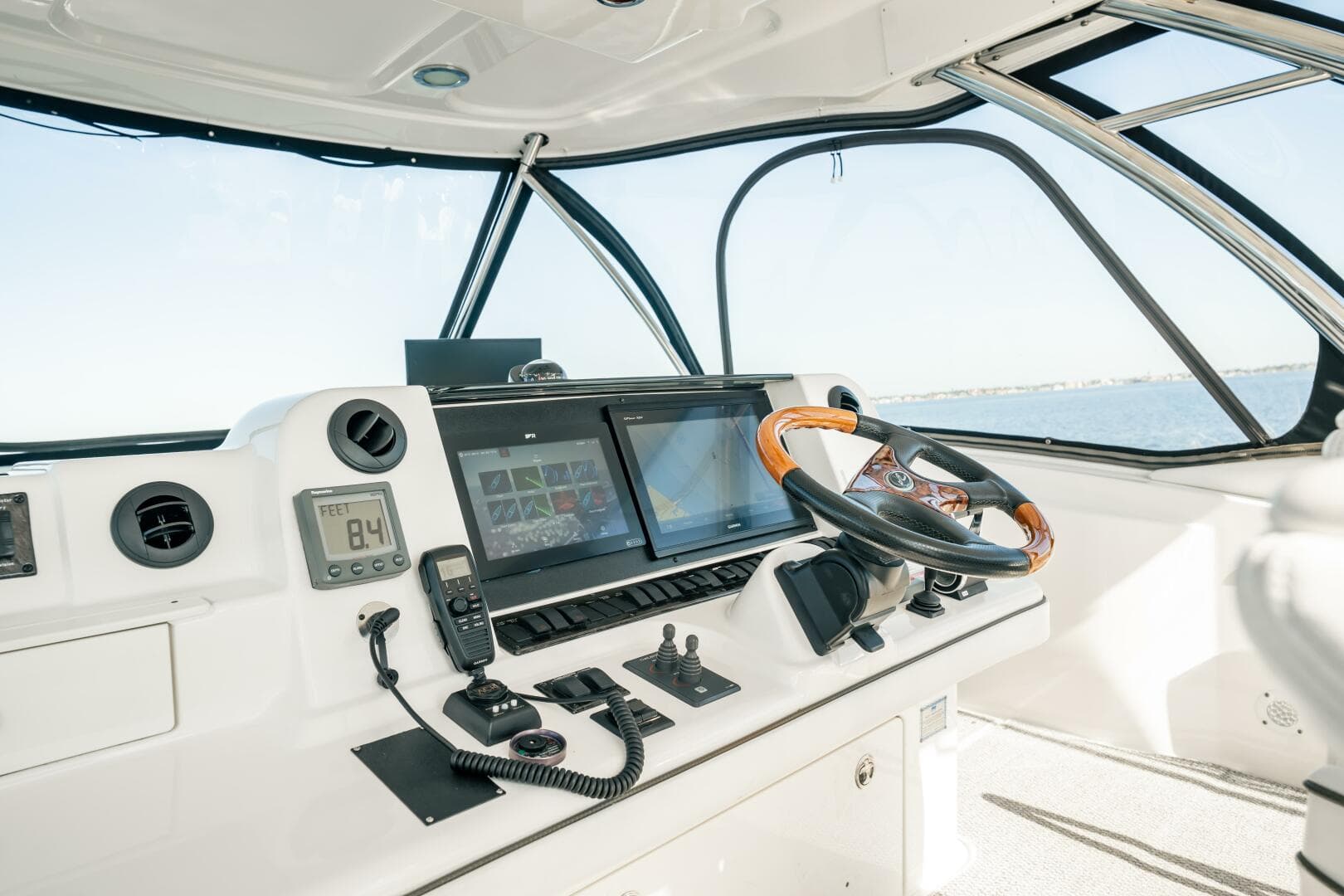 2007 Sea Ray 580 Sedan Bridge photo 15