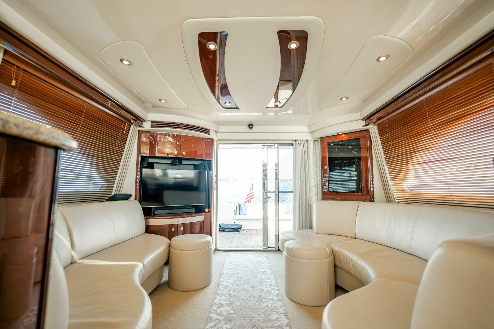2007 Sea Ray 580 Sedan Bridge photo 30