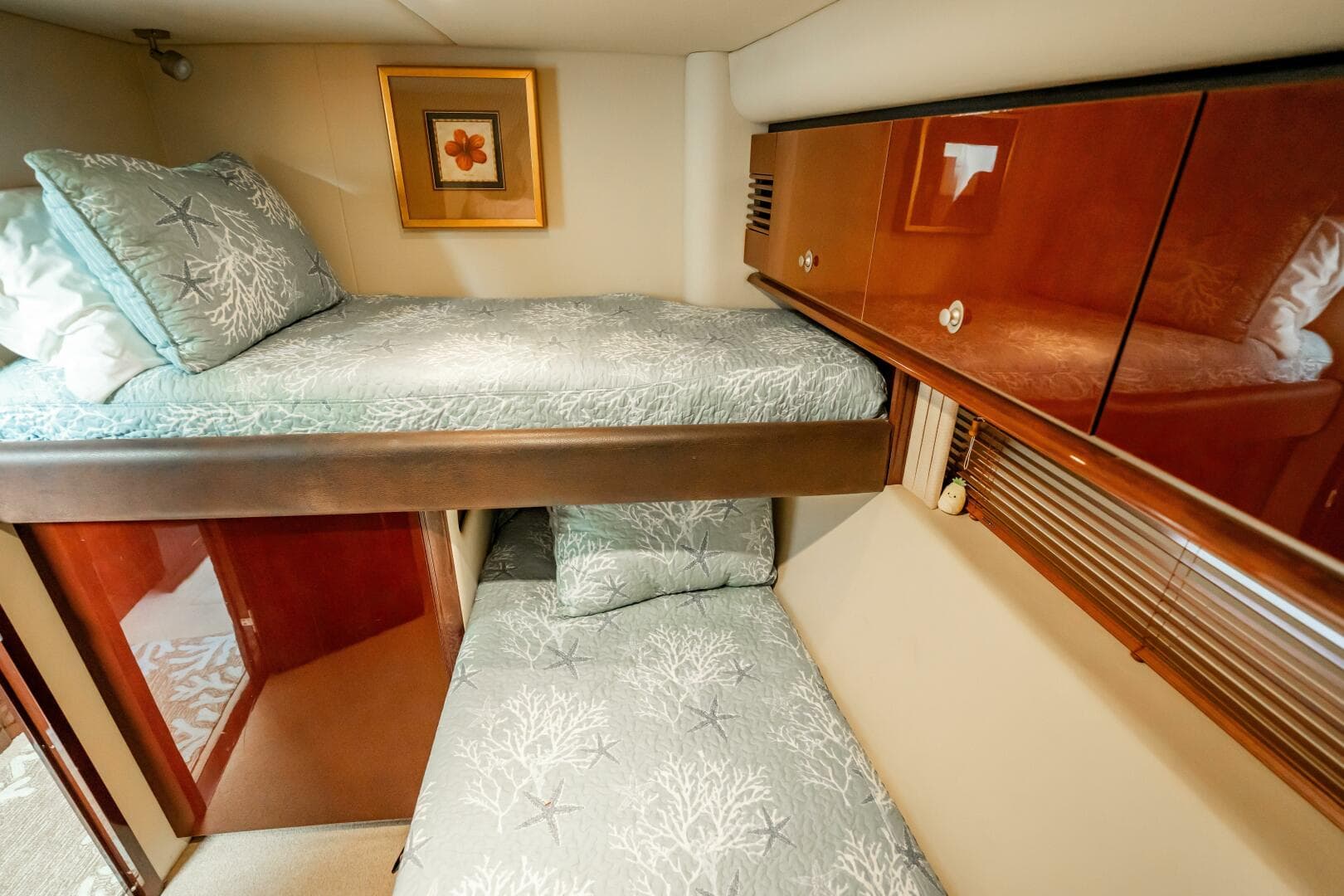 2007 Sea Ray 580 Sedan Bridge photo 36