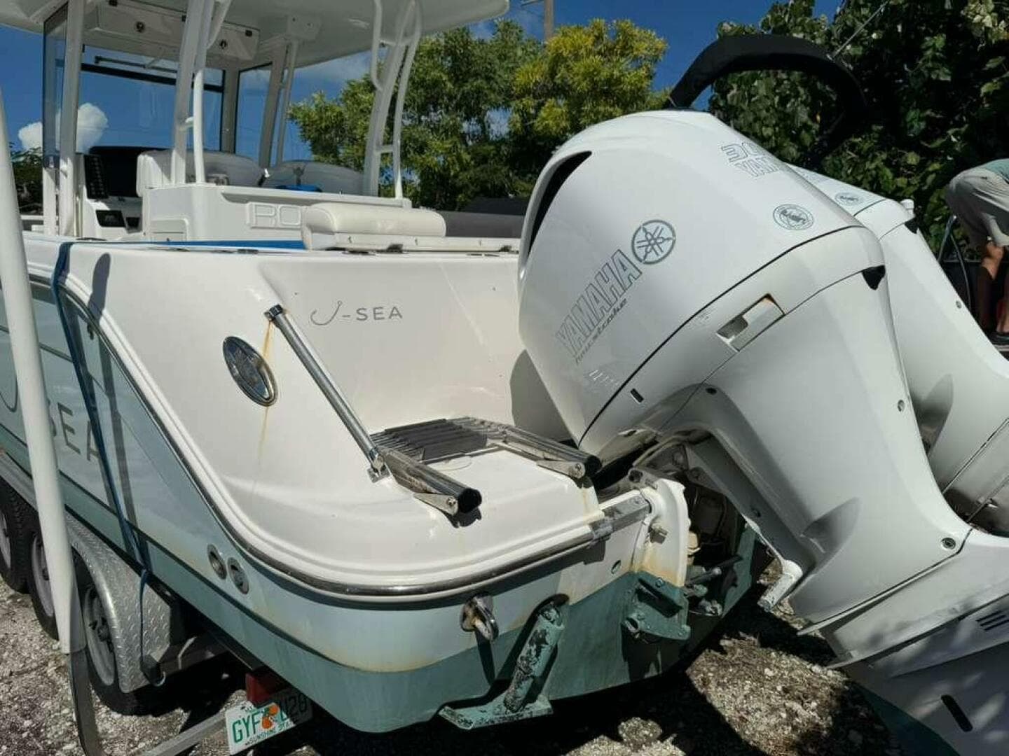 2017 Robalo R302 photo 6