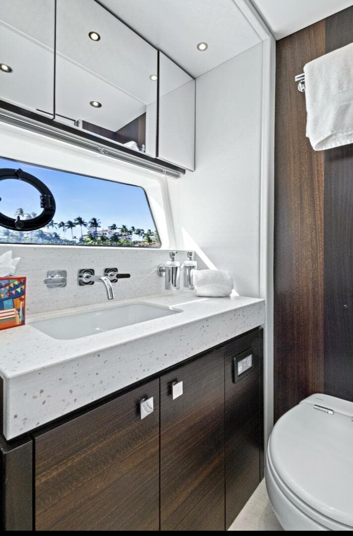 2024 Sunseeker 76 Yacht photo 83