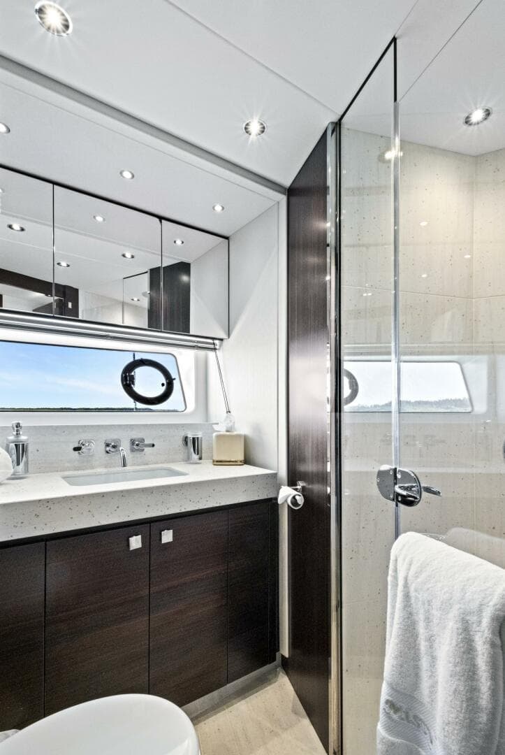 2024 Sunseeker 76 Yacht photo 92