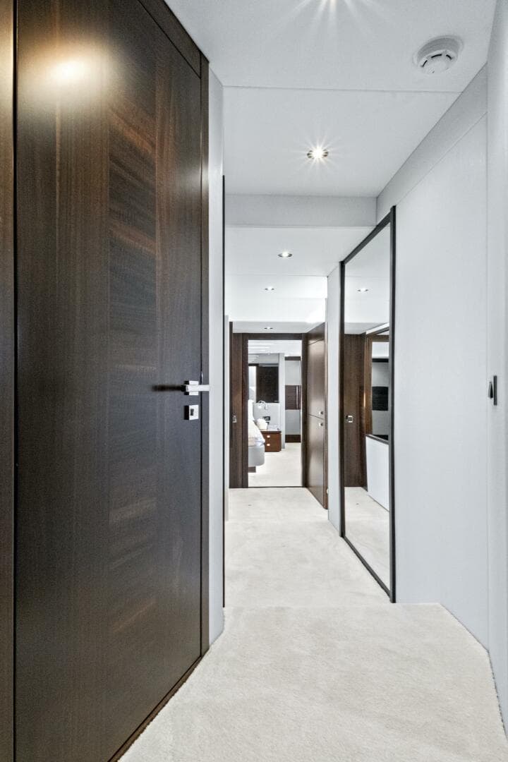 2024 Sunseeker 76 Yacht photo 96