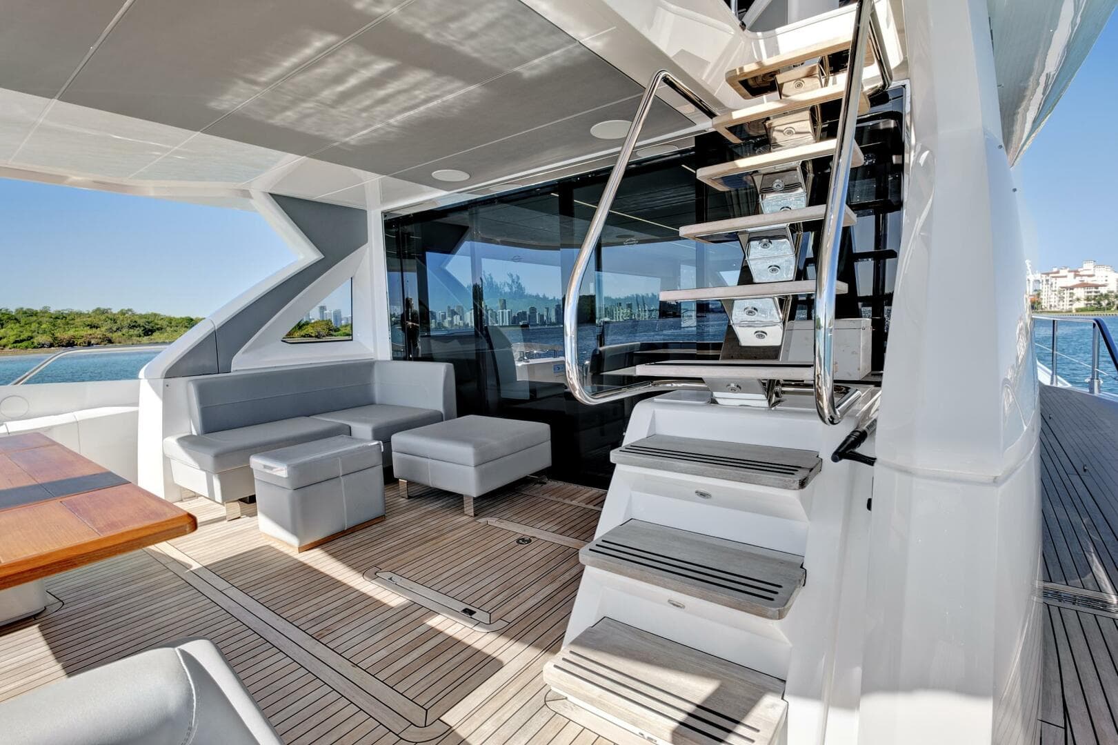 2024 Sunseeker 76 Yacht photo 23