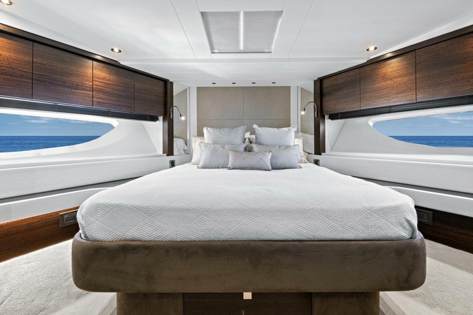 2024 Sunseeker 76 Yacht photo 77