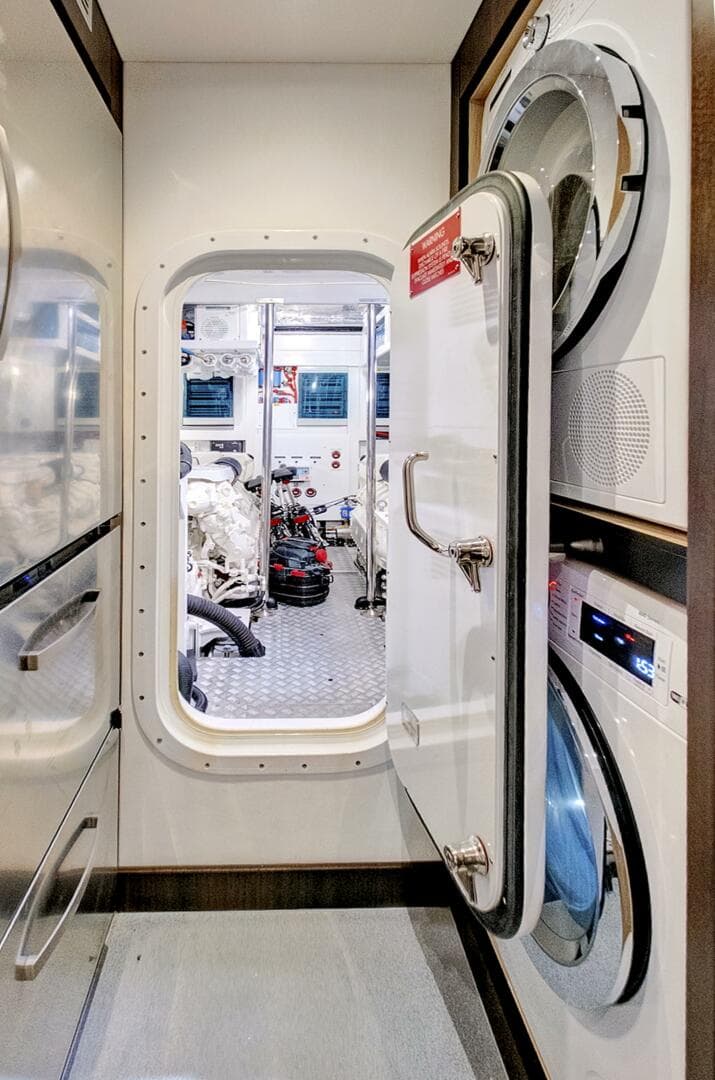 2024 Sunseeker 76 Yacht photo 49