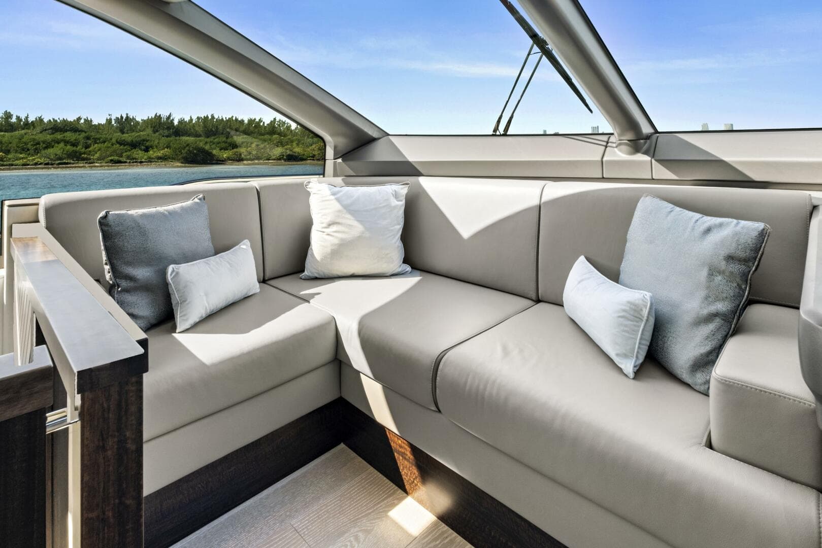 2024 Sunseeker 76 Yacht photo 78