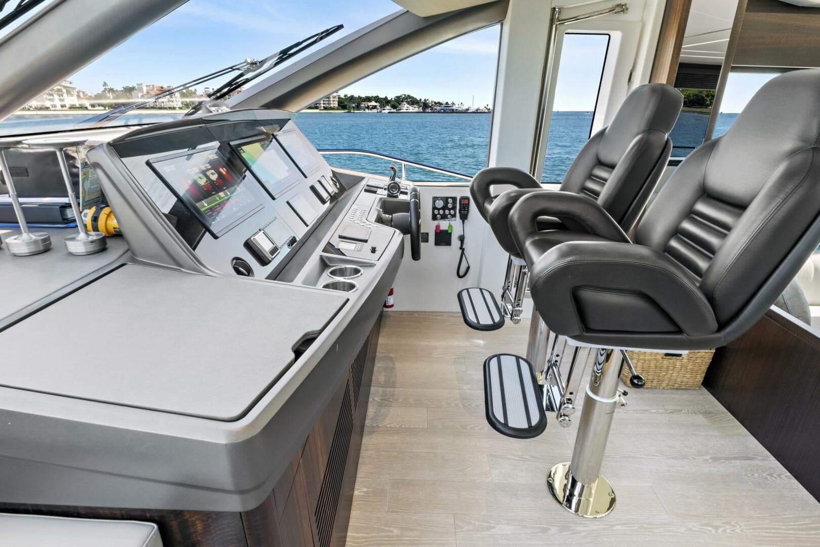 2024 Sunseeker 76 Yacht photo 90