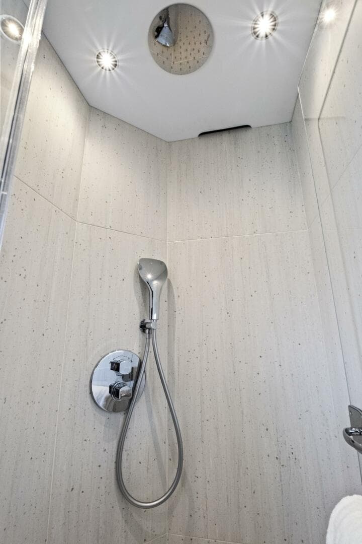 2024 Sunseeker 76 Yacht photo 87