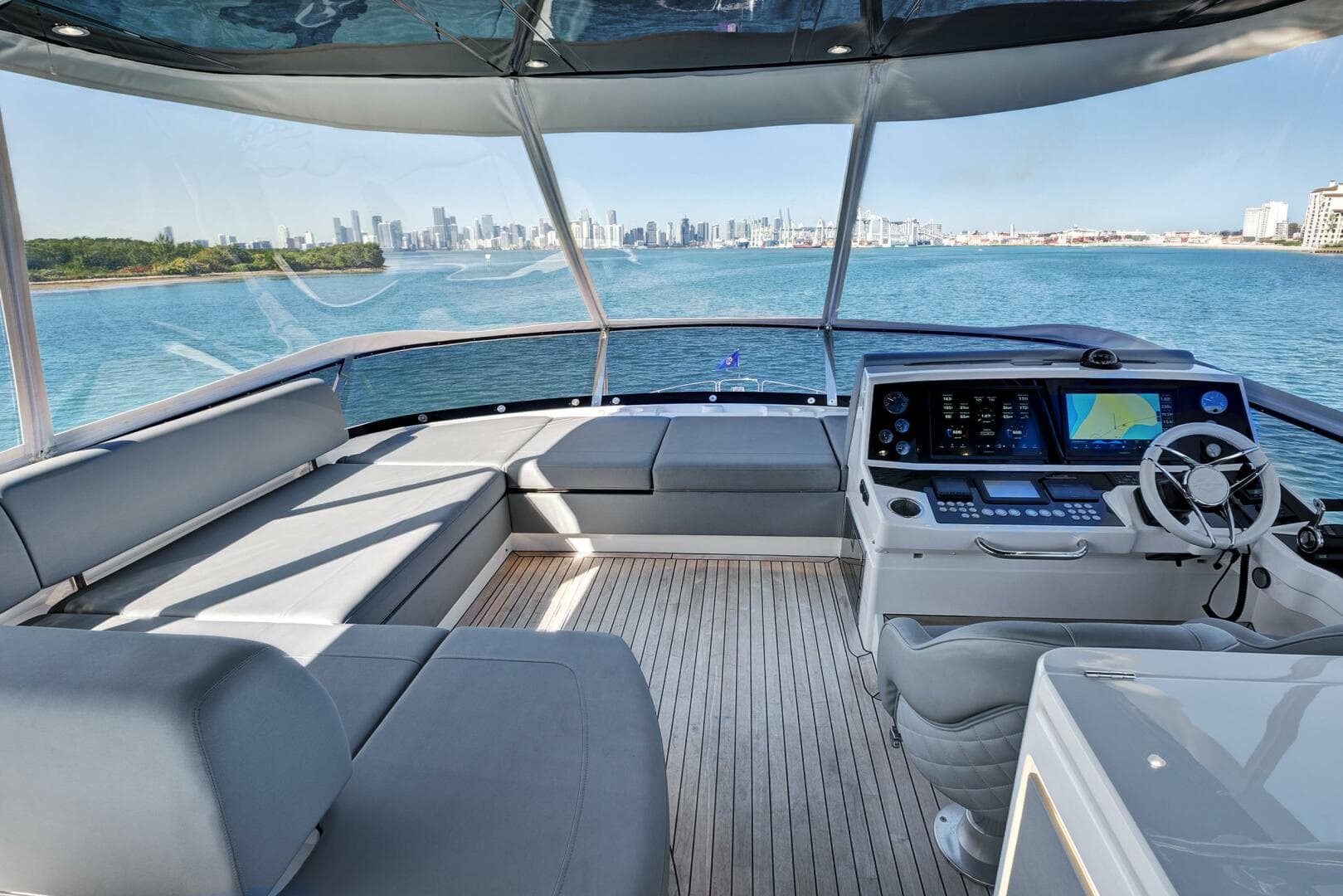 2024 Sunseeker 76 Yacht photo 27