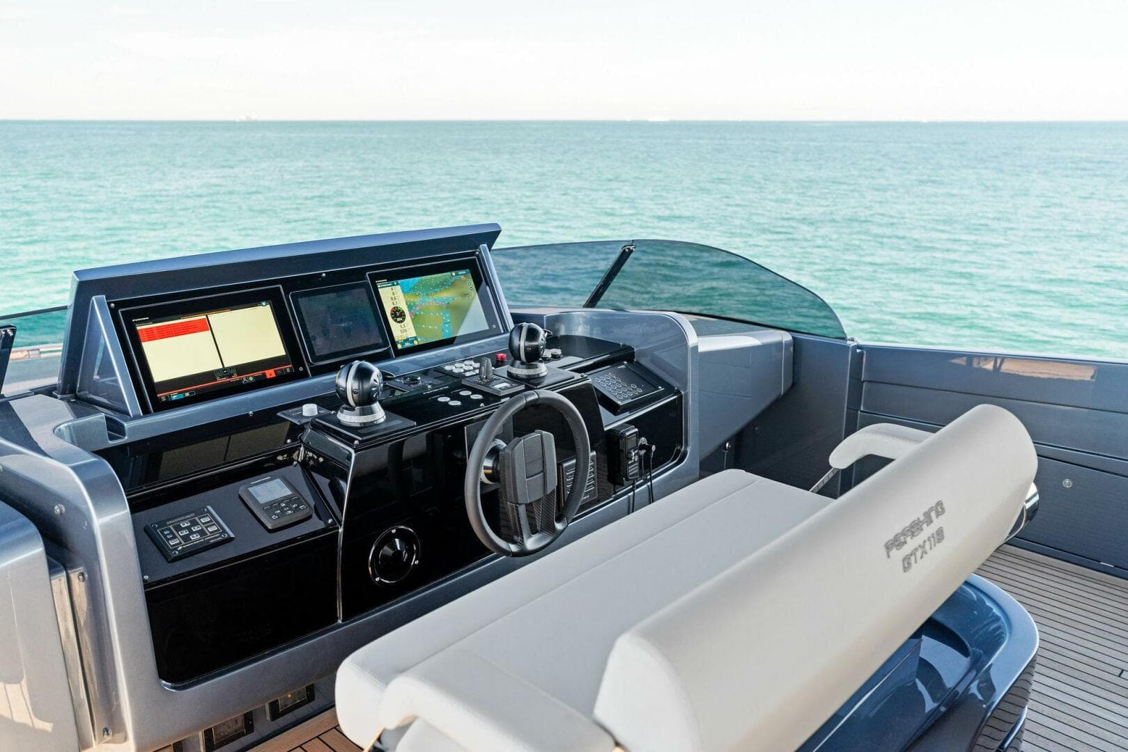 2023 Pershing GTX Motoryacht photo 23