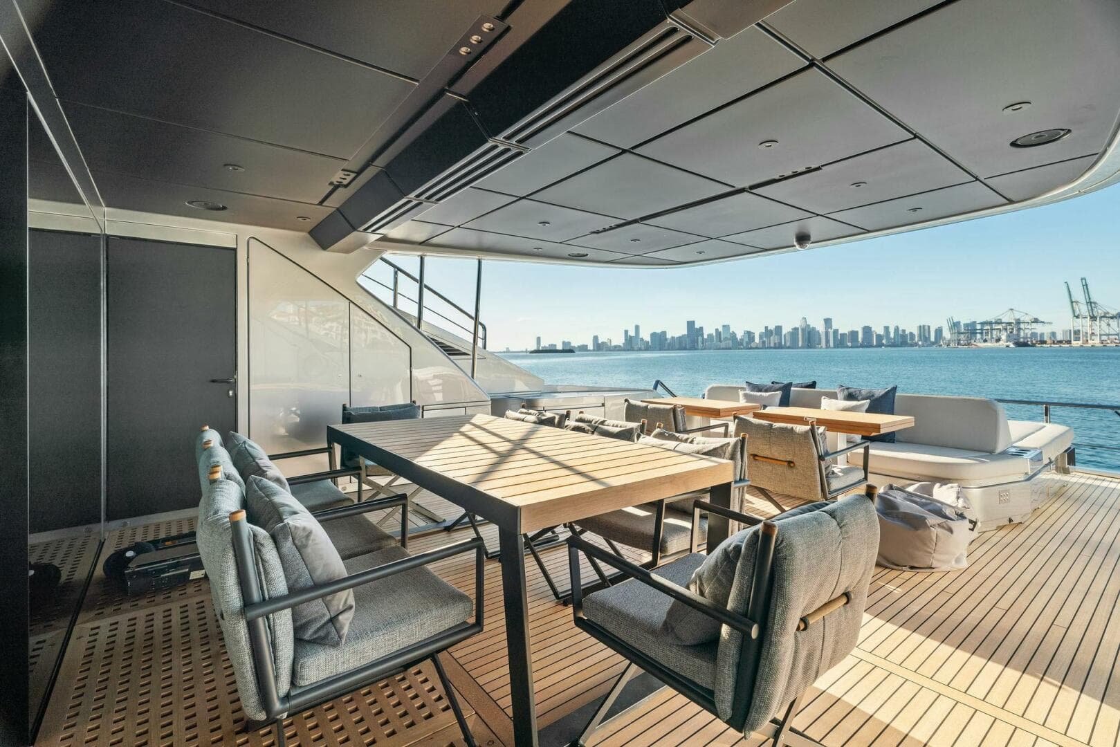 2023 Pershing GTX Motoryacht photo 49