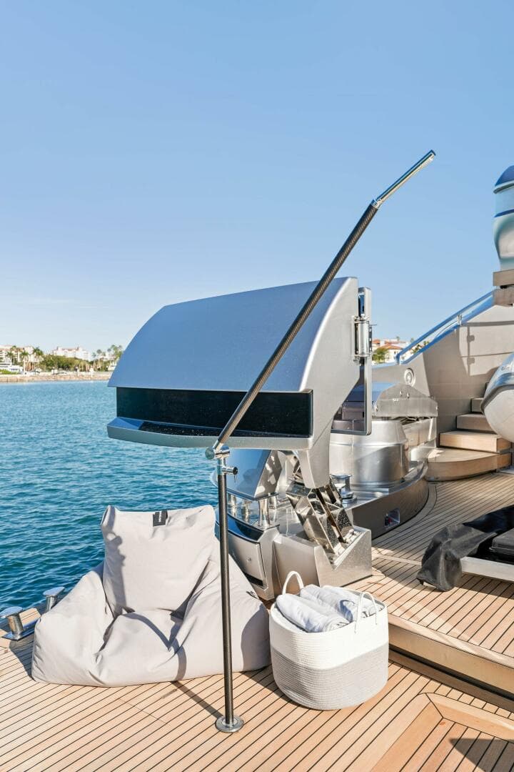 2023 Pershing GTX Motoryacht photo 40