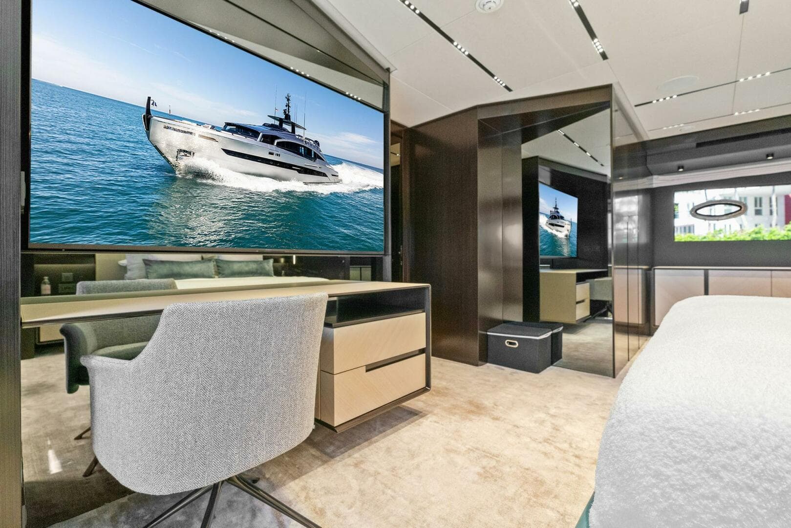 2023 Pershing GTX Motoryacht photo 75