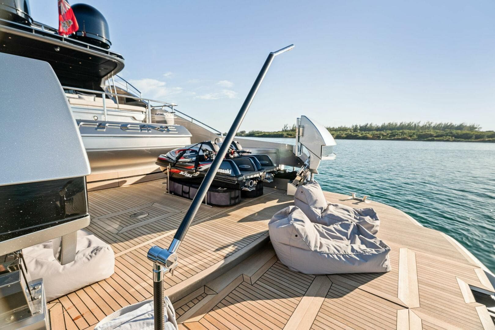 2023 Pershing GTX Motoryacht photo 47