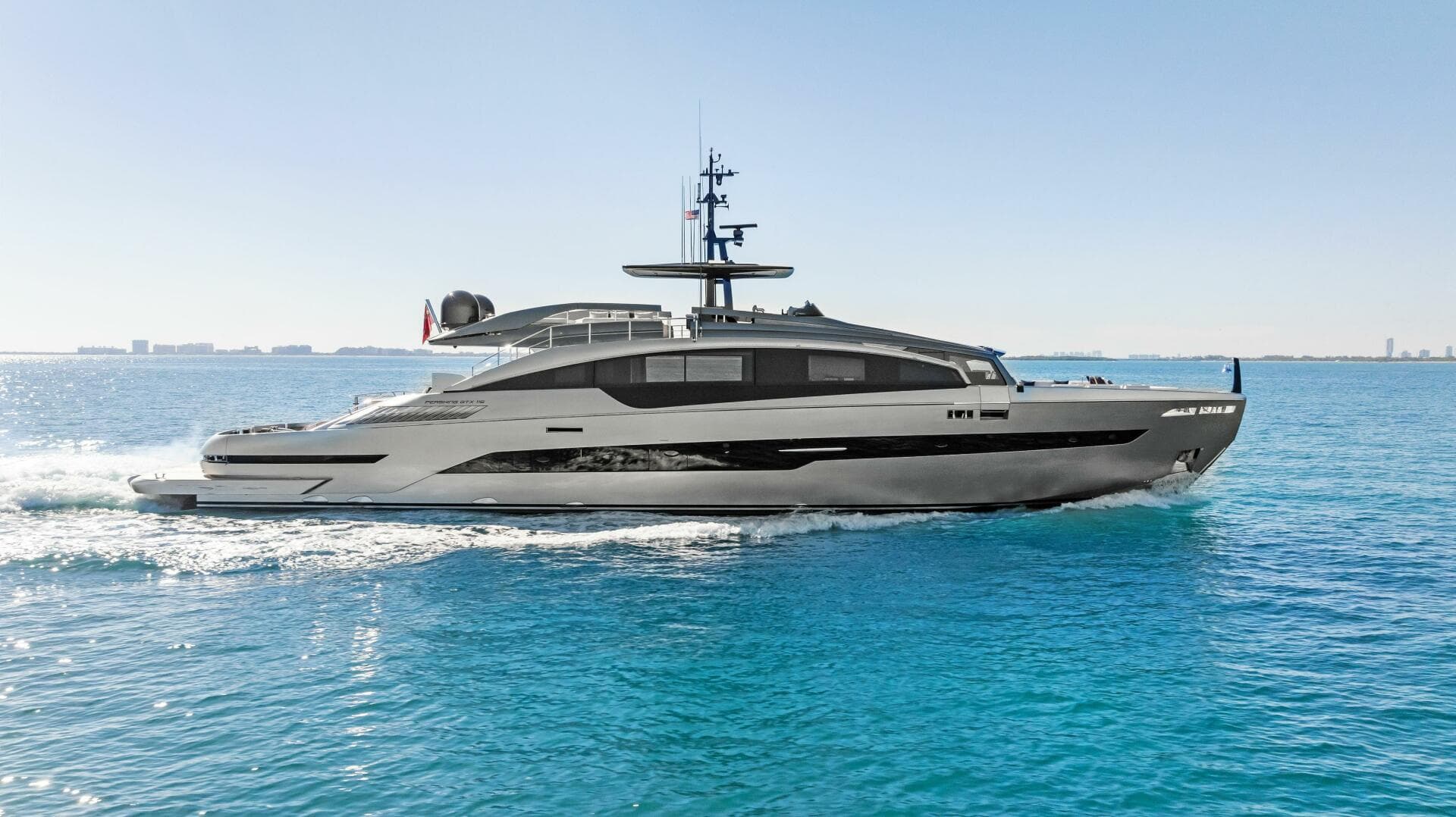 2023 Pershing GTX Motoryacht photo 16