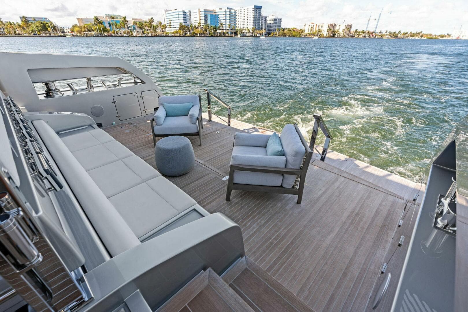 2025 Riva Bellissima photo 32