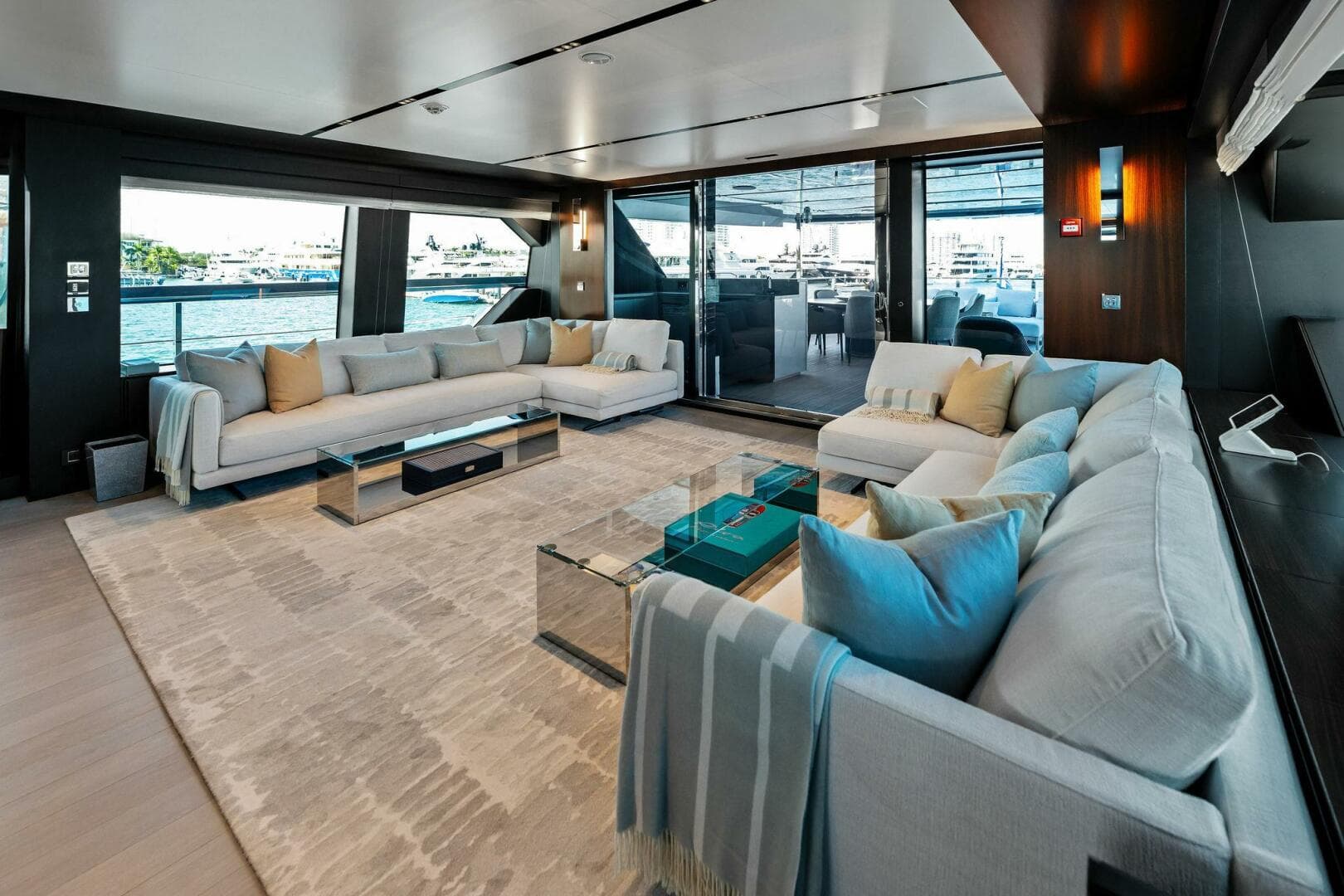 2025 Riva Bellissima photo 39