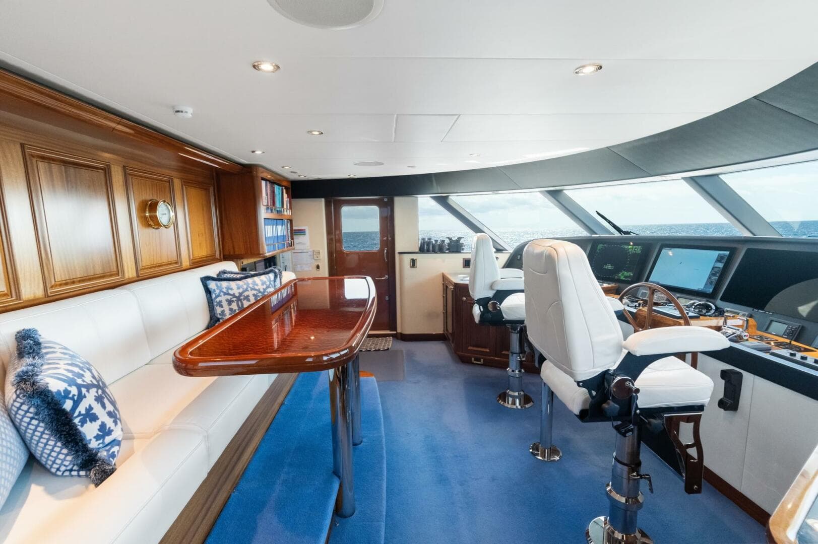 2010 Westport Superyacht photo 51