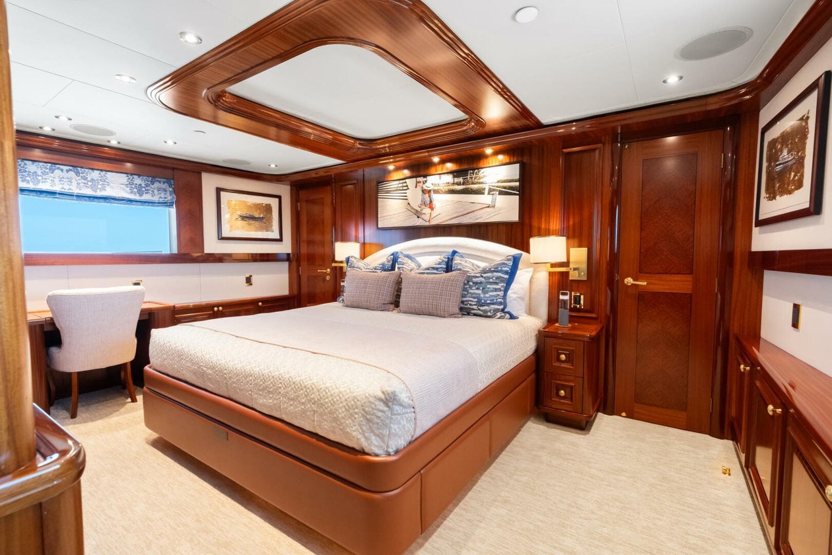 2010 Westport Superyacht photo 75