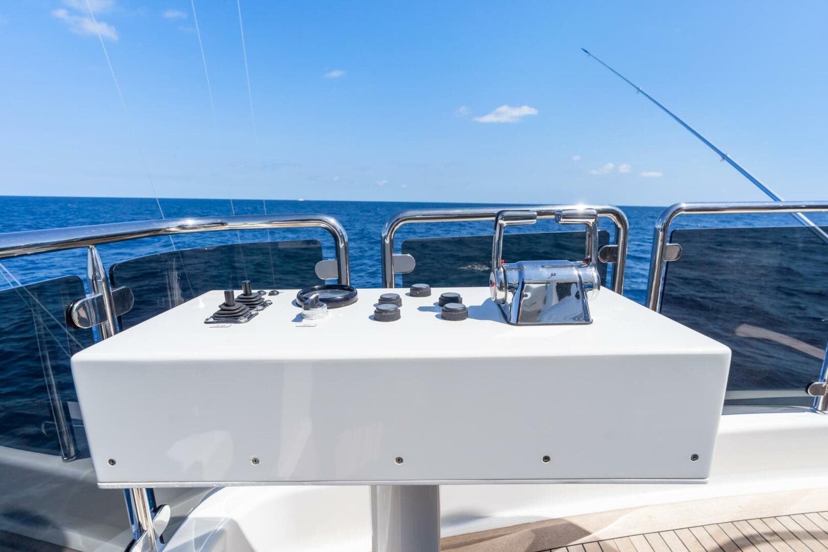 2010 Westport Superyacht photo 39