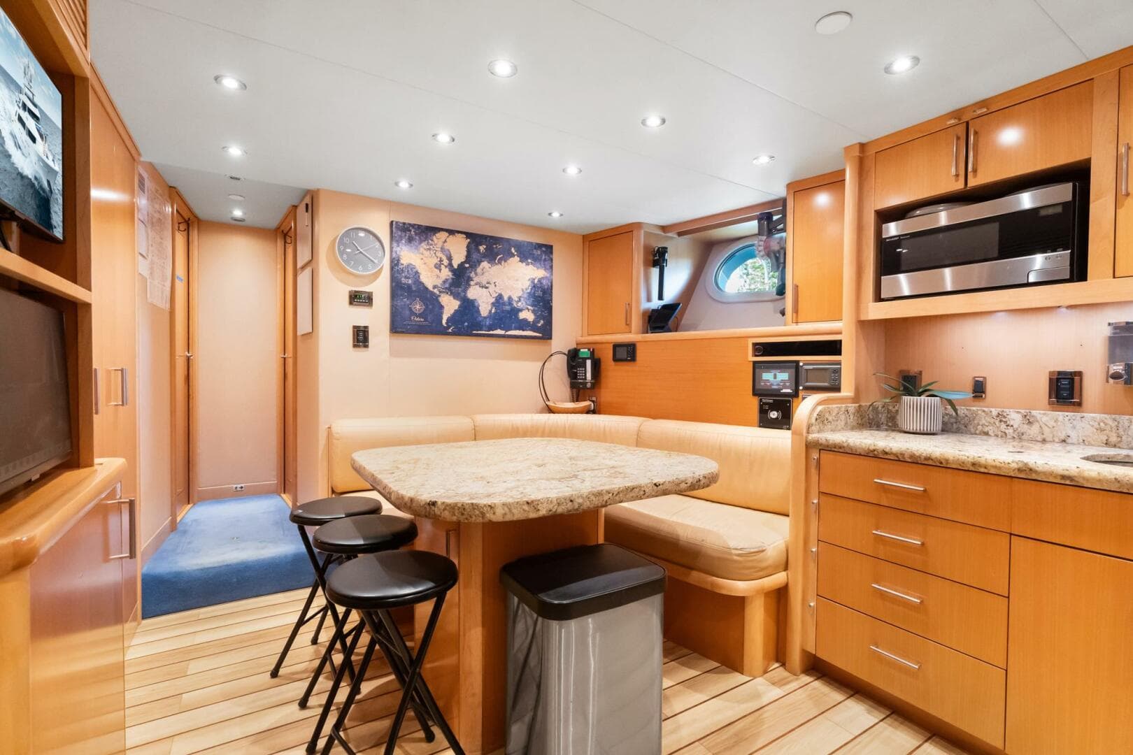 2010 Westport Superyacht photo 105