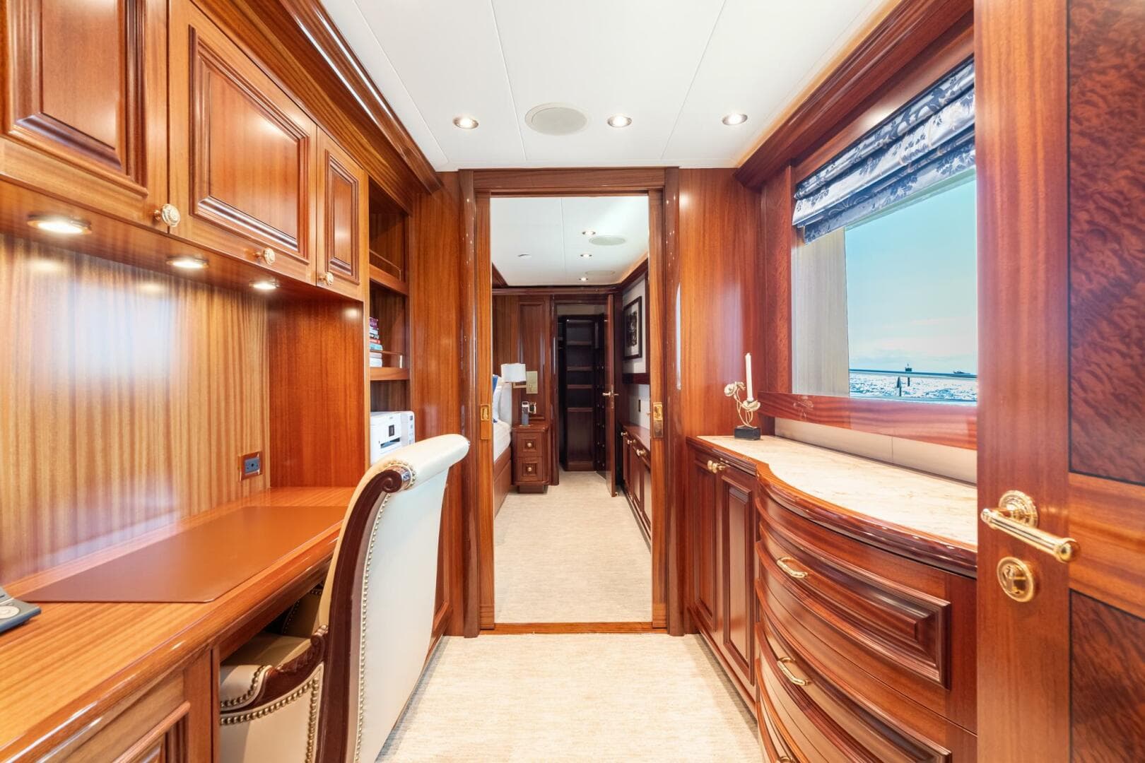2010 Westport Superyacht photo 74