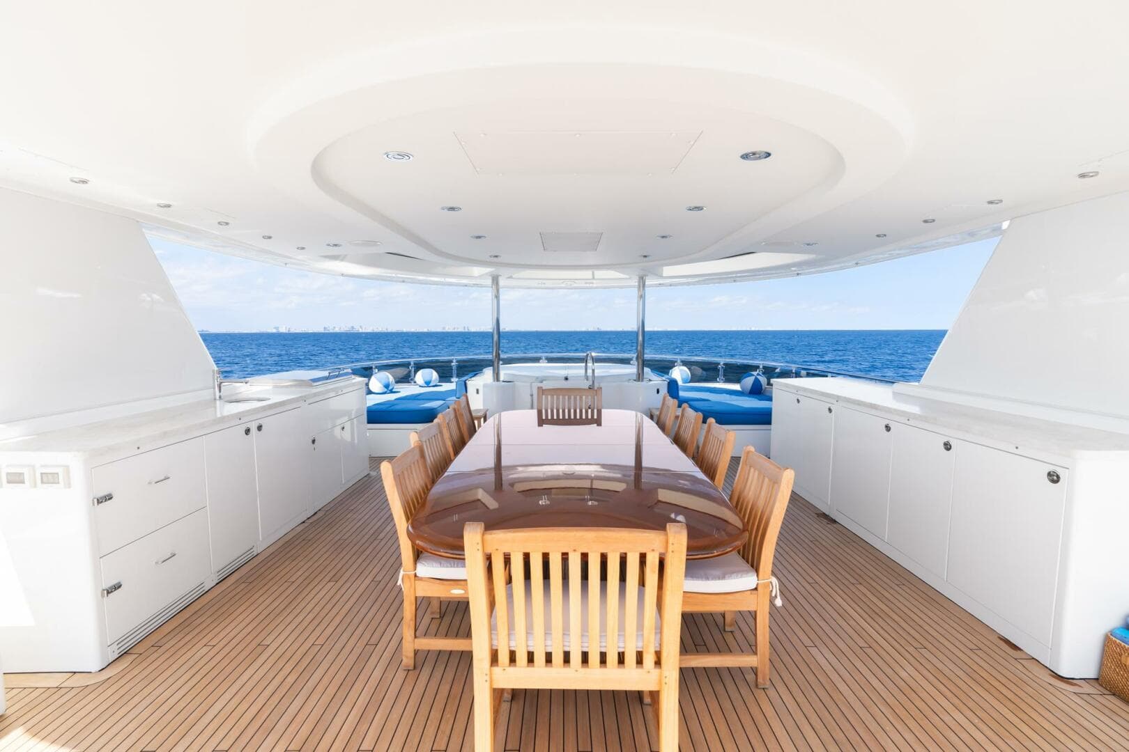 2010 Westport Superyacht photo 40