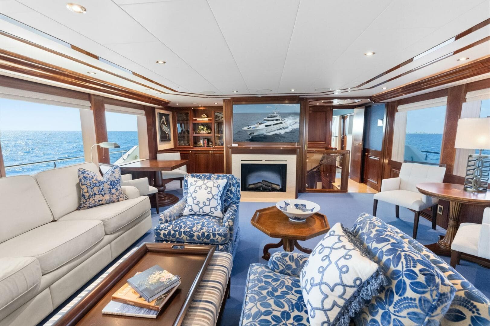 2010 Westport Superyacht photo 55