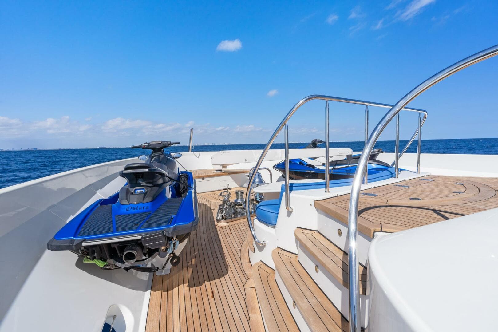 2010 Westport Superyacht photo 29