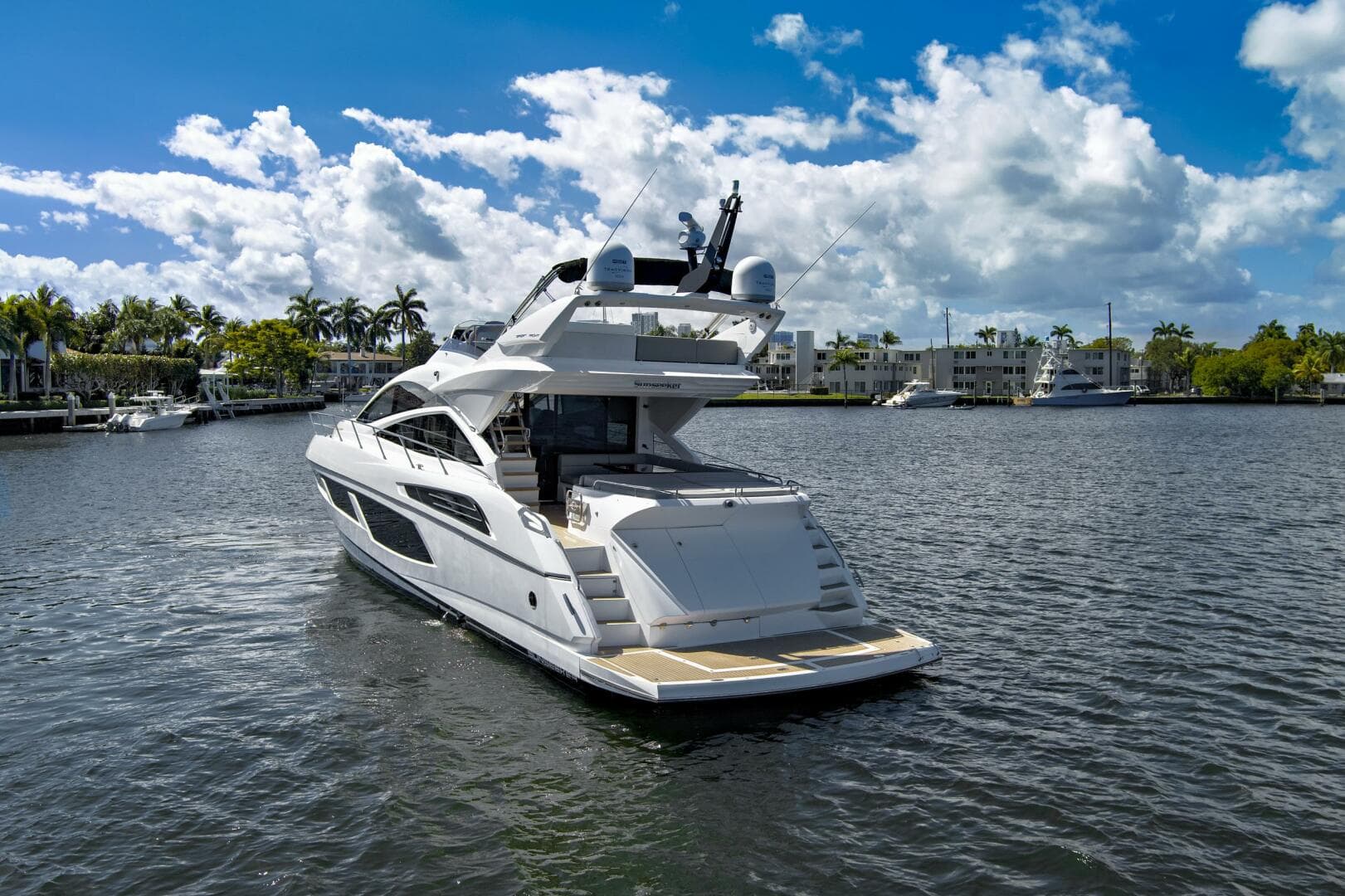 2017 Sunseeker 68 Sport Yacht photo 3
