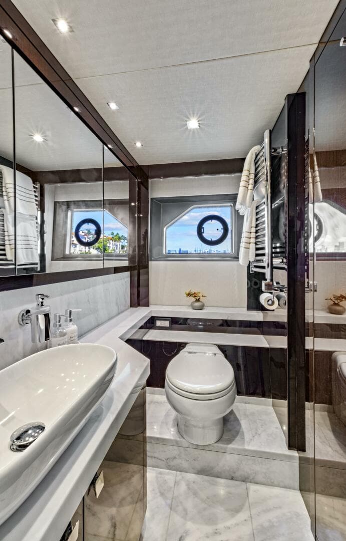 2019 Sunseeker Manhattan 66 photo 45