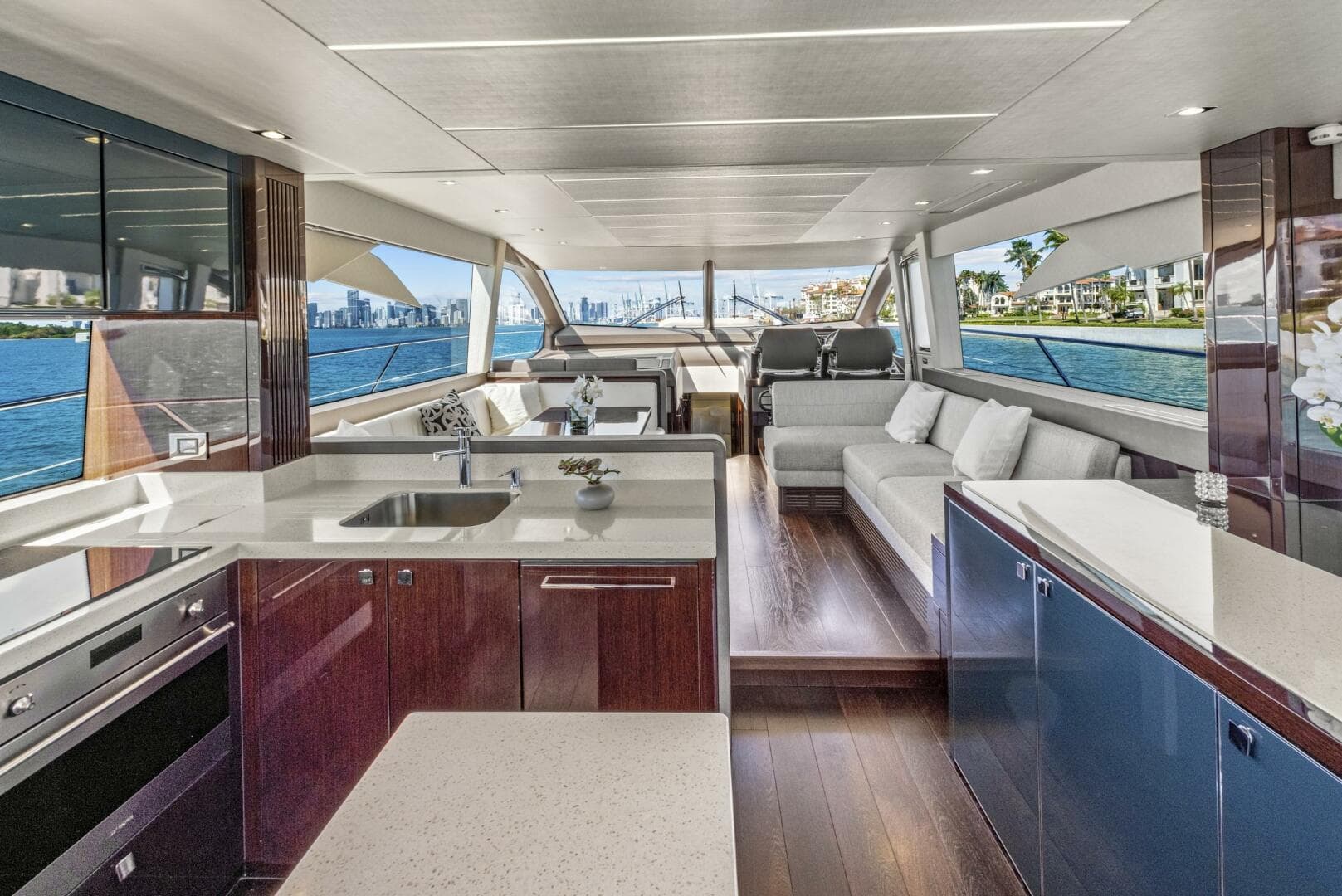 2019 Sunseeker Manhattan 66 photo 21