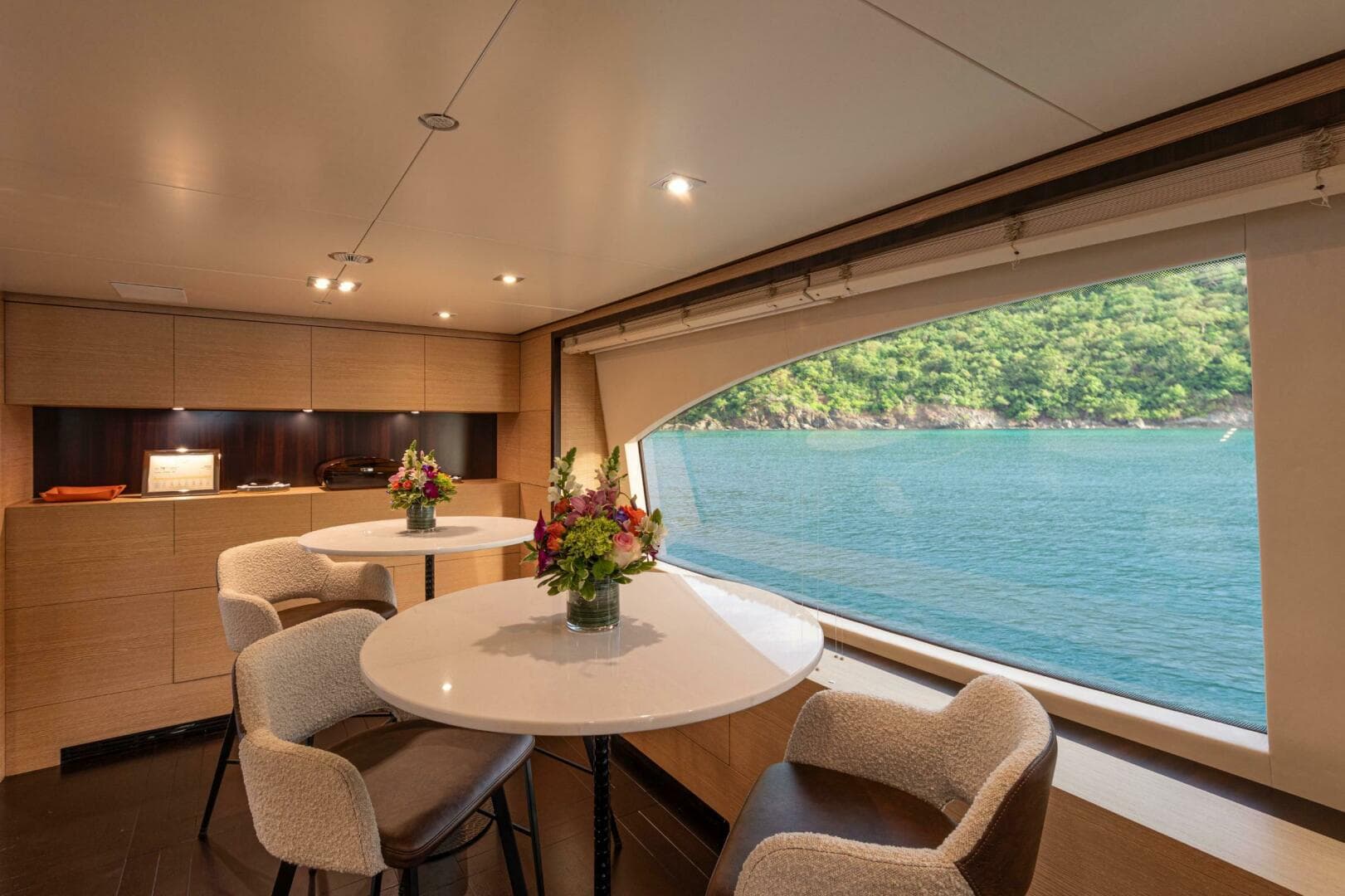 2011 Benetti Benetti Vision 145 photo 24