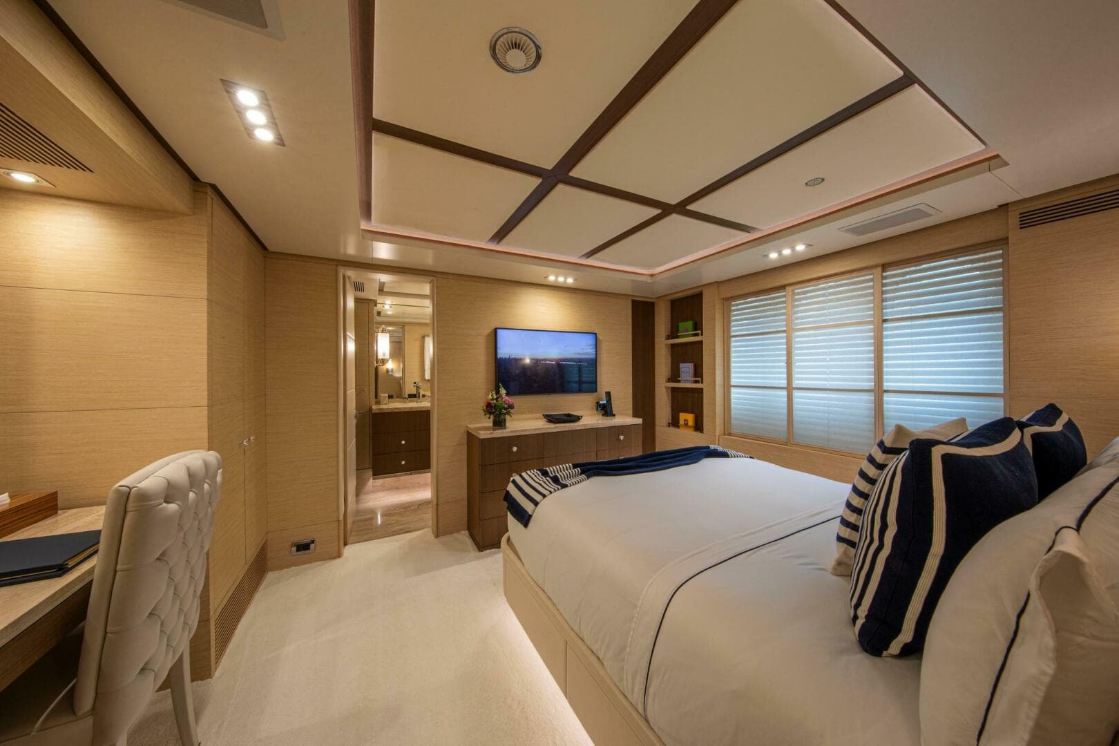 2011 Benetti Benetti Vision 145 photo 17