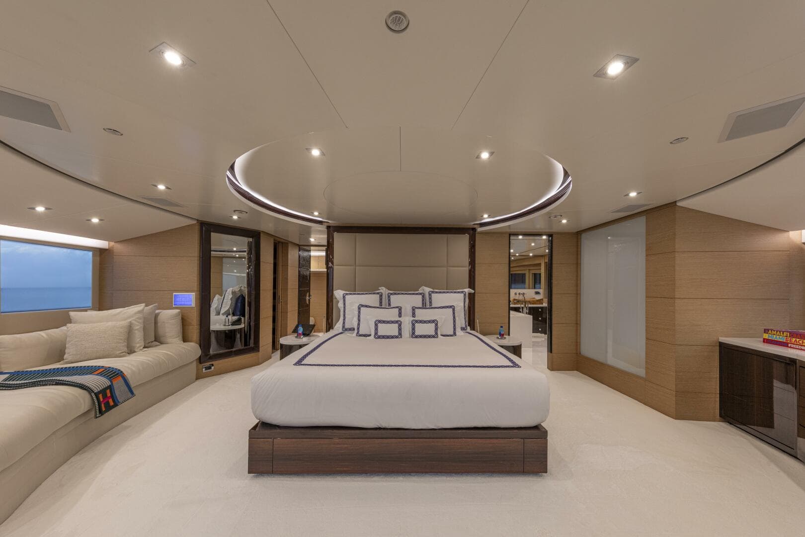 2011 Benetti Benetti Vision 145 photo 13