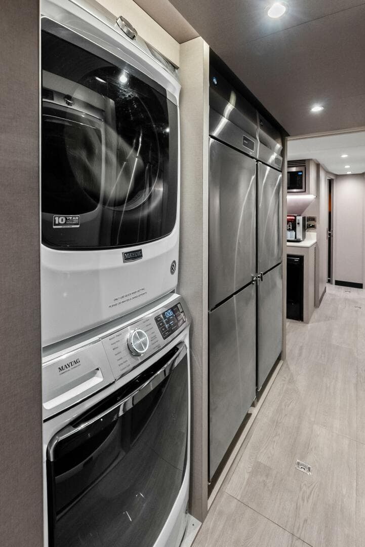 2024 Ocean Alexander 35 Revolution photo 62