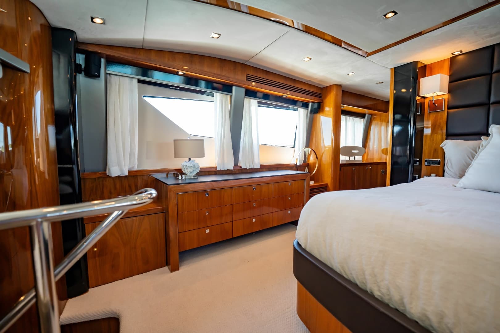 2010 Sunseeker 34 Metre Yacht photo 46